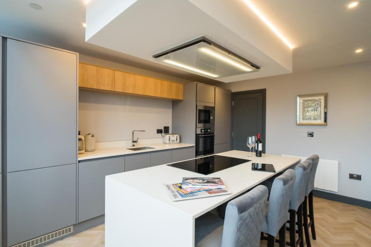 Luxe Apartments, The Moorwell, Parking, Gym - 10Mins Cardiff City Ctr Exterior photo