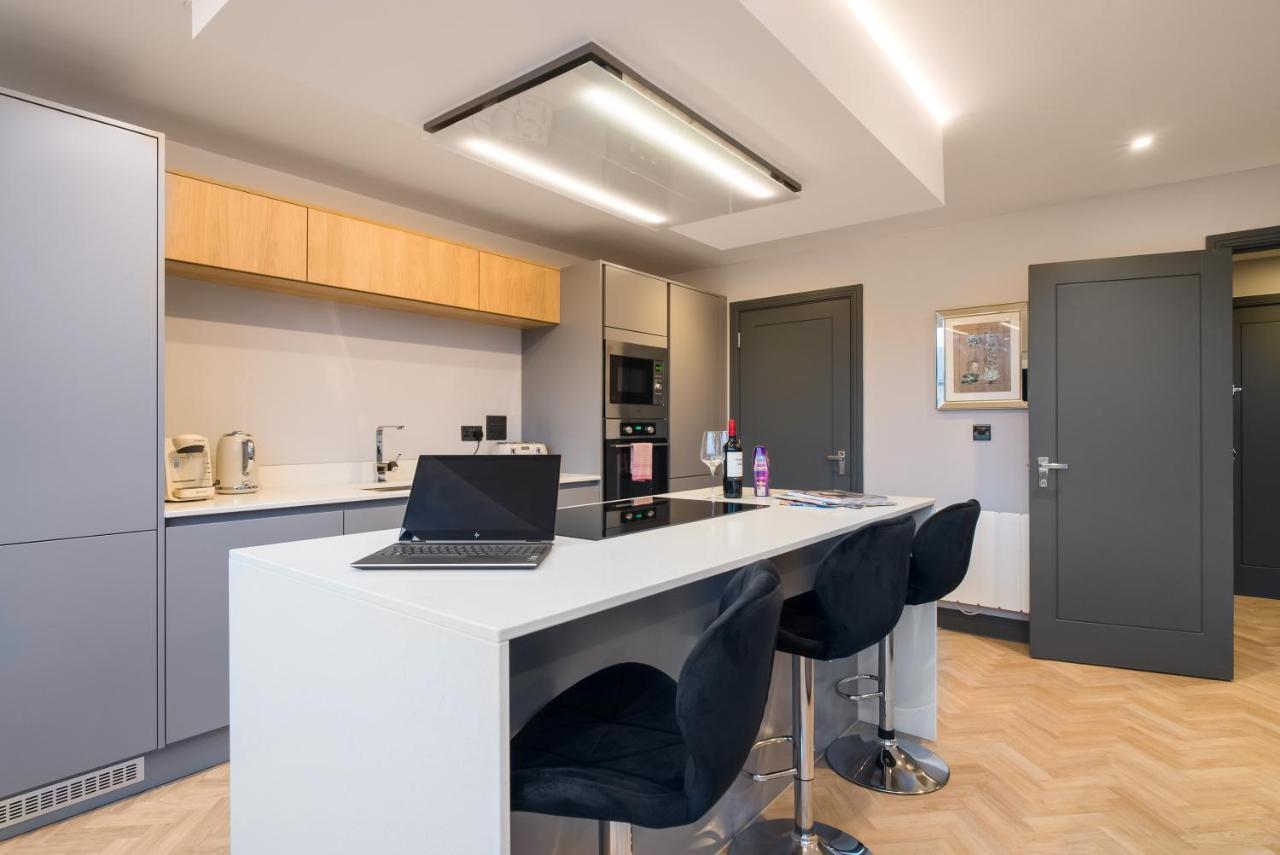 Luxe Apartments, The Moorwell, Parking, Gym - 10Mins Cardiff City Ctr Exterior photo