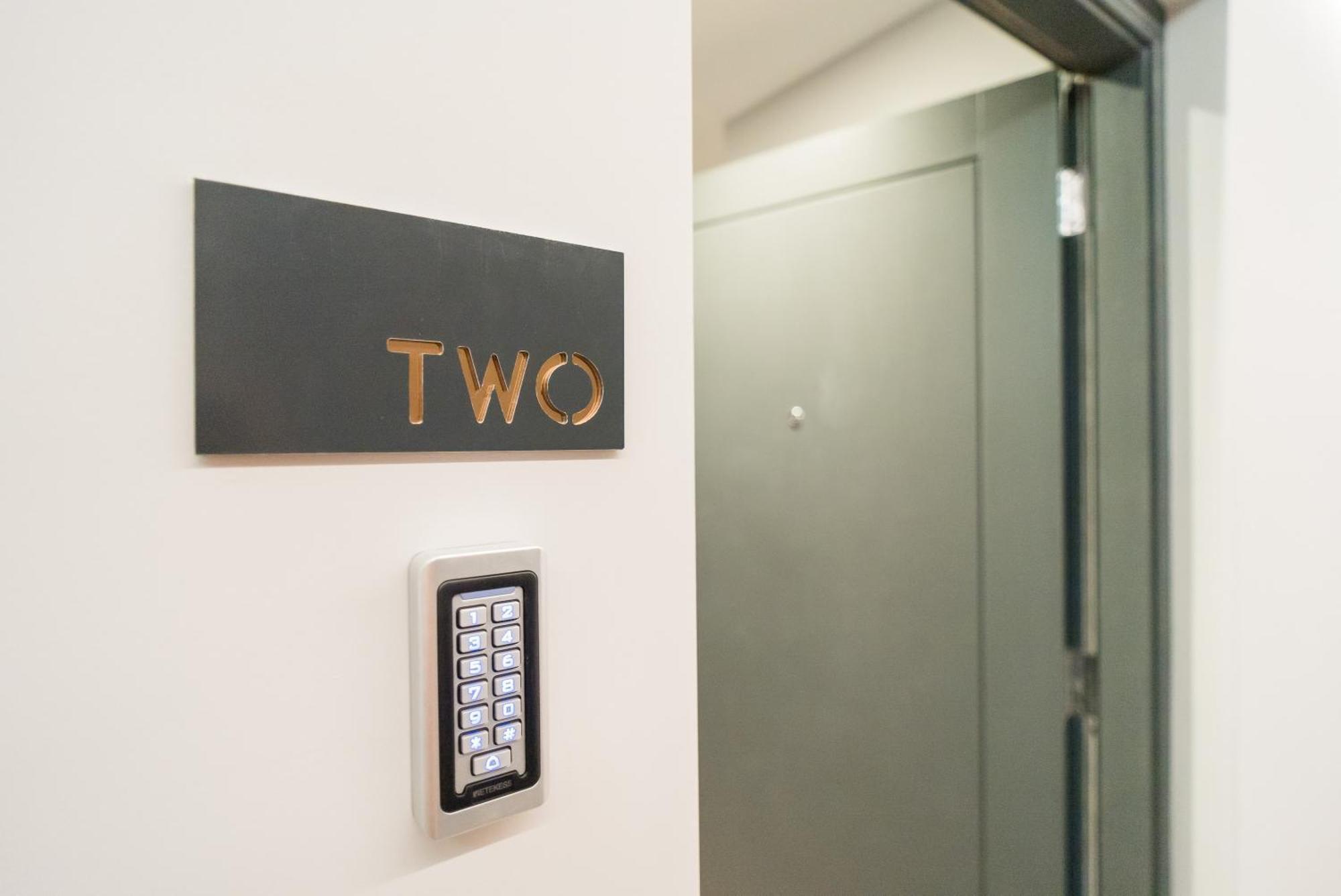 Luxe Apartments, The Moorwell, Parking, Gym - 10Mins Cardiff City Ctr Room photo