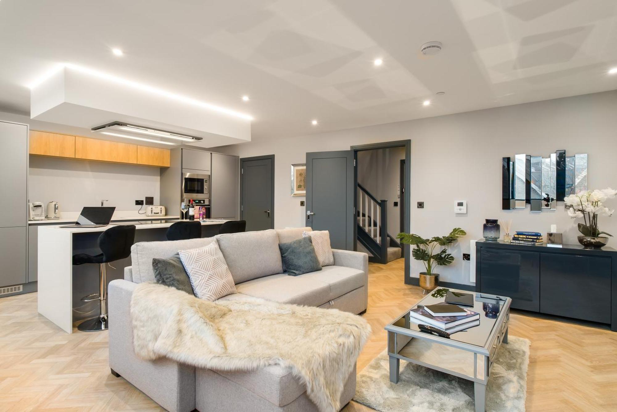 Luxe Apartments, The Moorwell, Parking, Gym - 10Mins Cardiff City Ctr Room photo