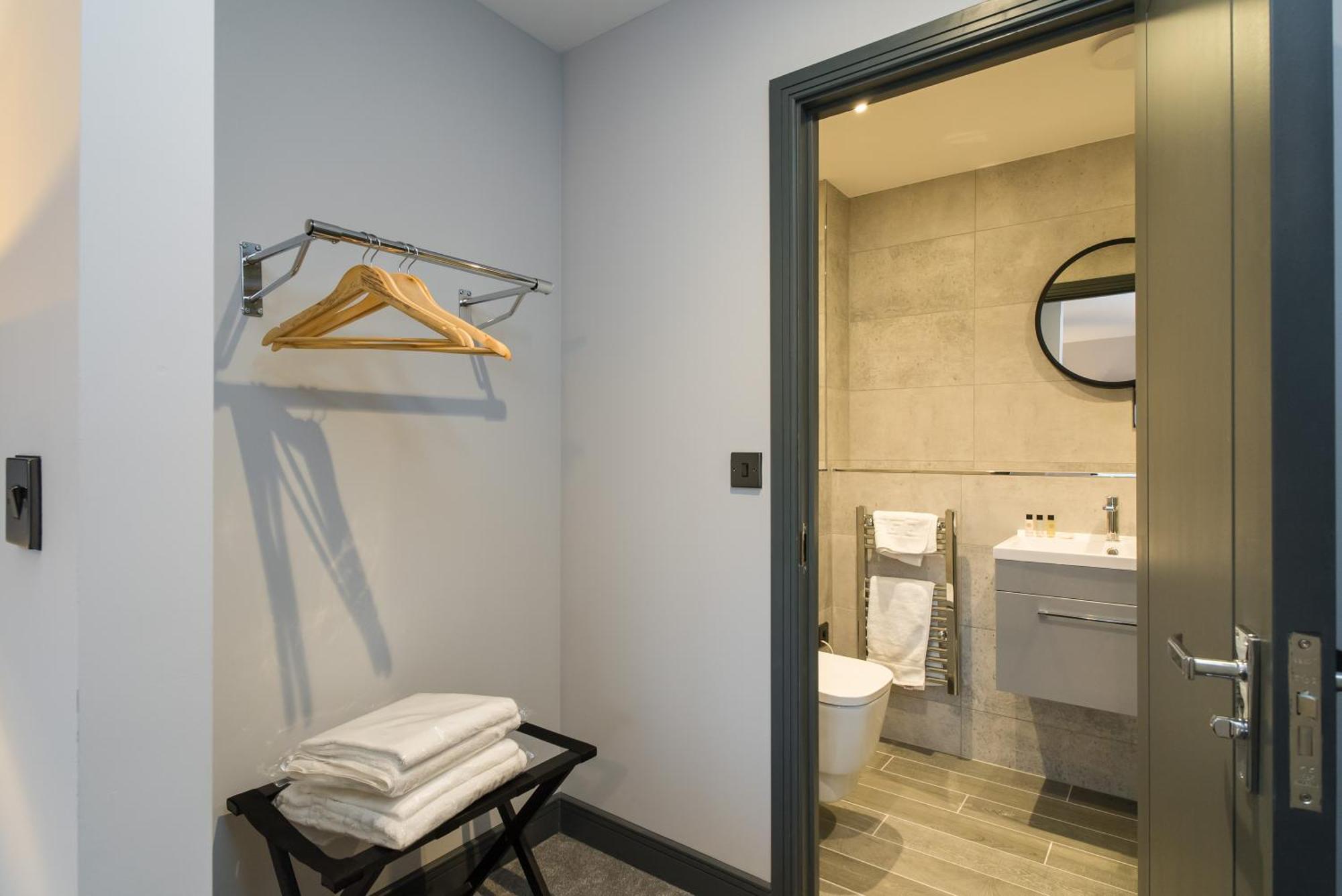 Luxe Apartments, The Moorwell, Parking, Gym - 10Mins Cardiff City Ctr Room photo